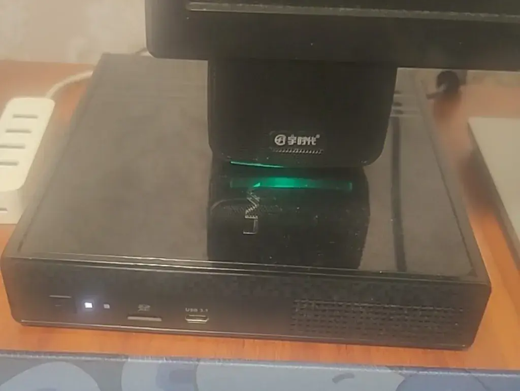 i5-6500 精英SF110 台式机 EFI Monterey - 图片1
