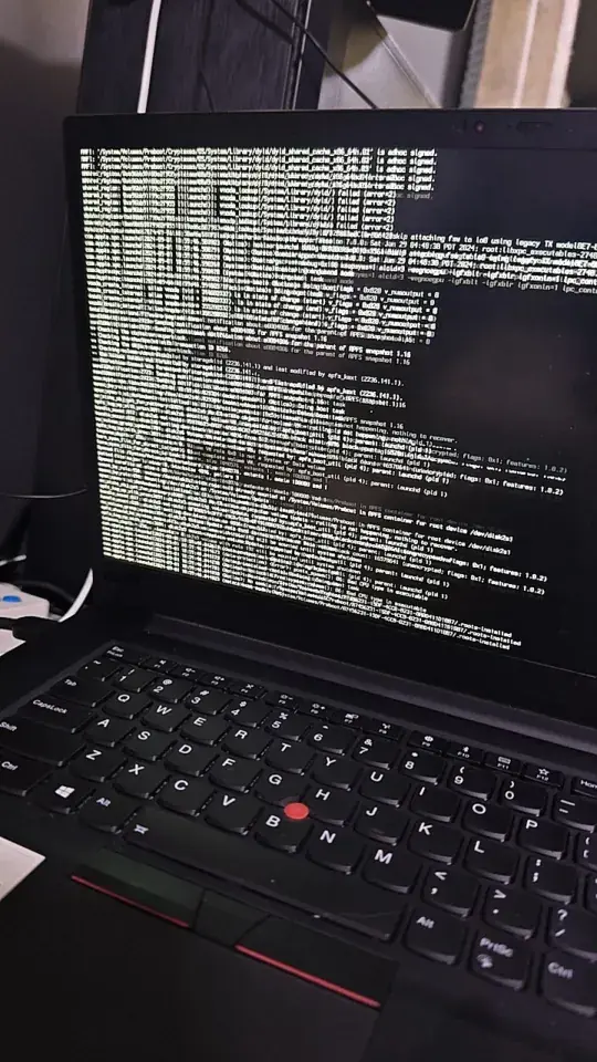 ThinkPad P1 Gen 2 i7-9750H EFI Sonoma - 图片1