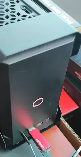 i9-9980HK Intel NUC9 Extreme 台式机 EFI Sonoma - 图片1